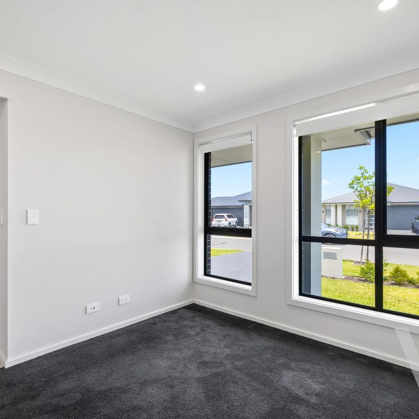 Your Next Move. - Photo 1