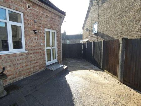 Station Road, Thetford, IP24 - Photo 2