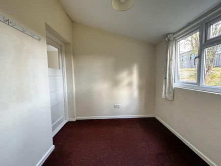 3 bedroom detached house to rent - Photo 5