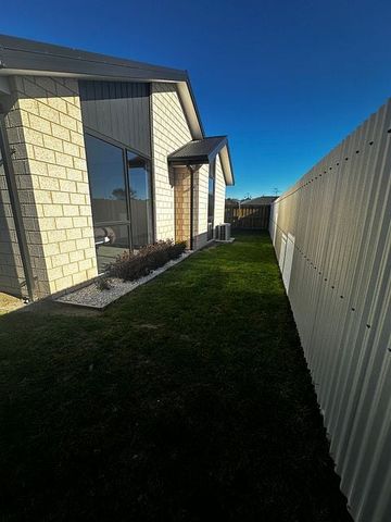 Great couple or small family home - Photo 3