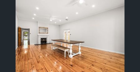 Classic Style with Modern Comforts - Photo 4