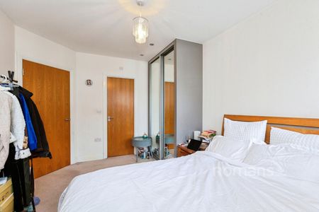 2 bedroom apartment to rent - Photo 4