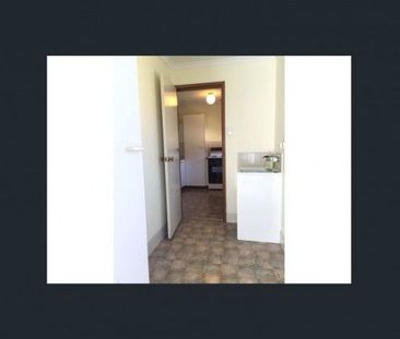 Lovely convenient granny flat in Banyo. RENT INCLUDING ELECTRICITY ... - Photo 3