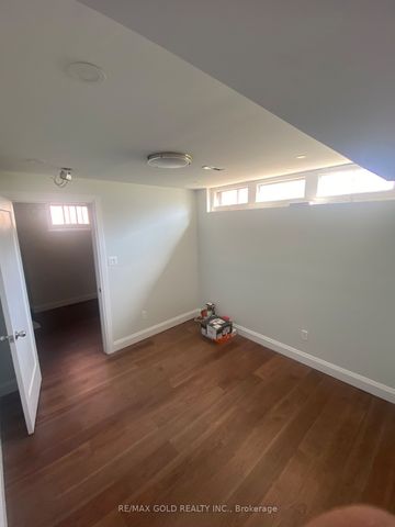 For Lease - 1408 Wilson Avenue Unit# Basement, Toronto, Ontario - Photo 2