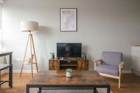 2 bedroom flat to rent - Photo 5