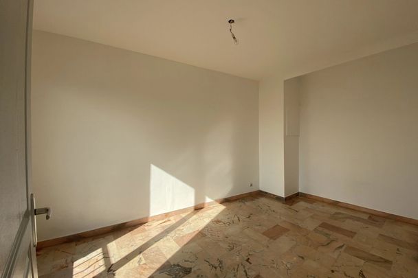 Location T4 a 5 min a pied de la Rotonde - Photo 1