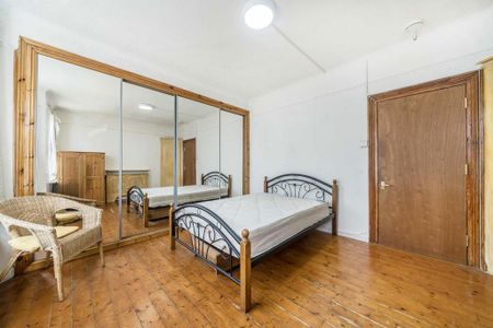 5 bedroom house to rent - Photo 2