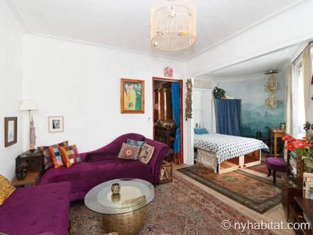 Logement à Paris, Location meublée - Photo 2