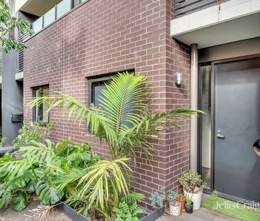 3 Dianella Walkway, Brunswick East, Vic 3057 - Photo 2