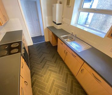 2 bedroom terraced house to rent - Photo 3