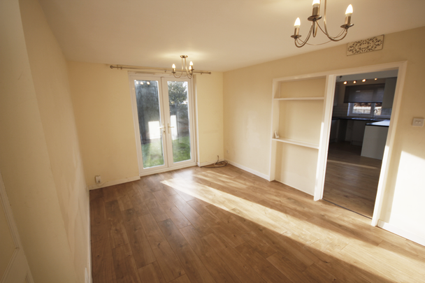 Thornbury, Bristol, Gloucestershire, BS35 1DR - Photo 1