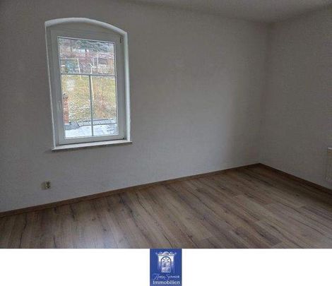 Neu Saniert! Schicke 2-Zimmer-Wohnung mit Gartennutzung am Waldrand! - Foto 1