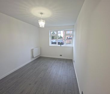 Magnolia Way, Epsom, Surrey, KT19 9LT - Photo 3