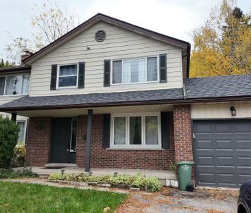For Lease - 576 Kortright Road, Guelph, Ontario - Photo 1