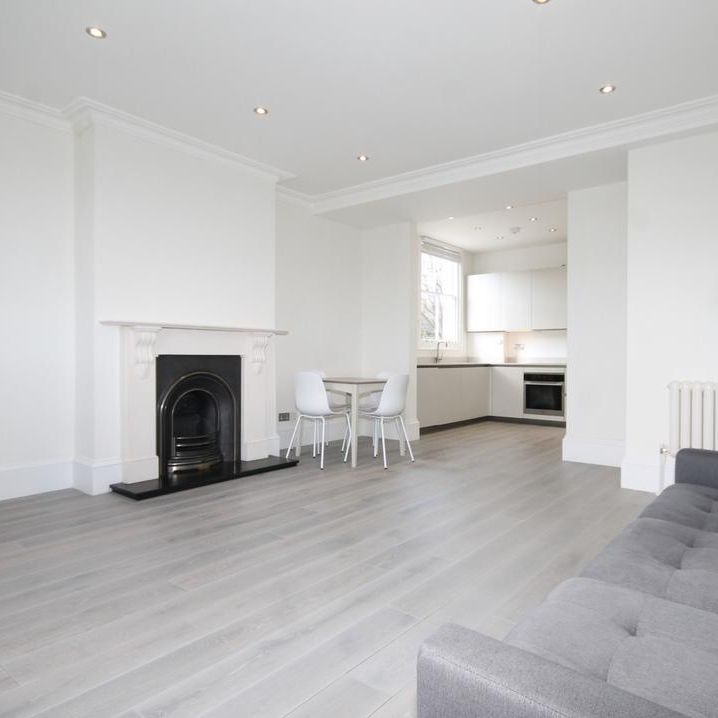 2 bedroom flat to rent - Photo 1