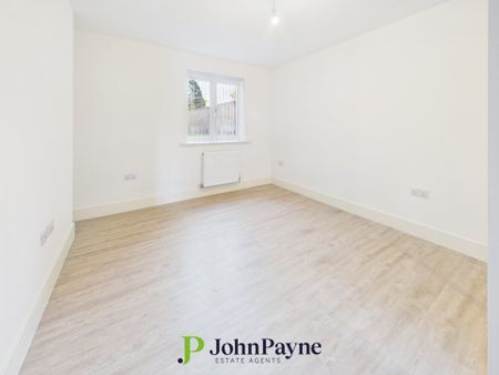 Warwick Road, Coventry, West Midlands, CV3 6AG - Photo 3