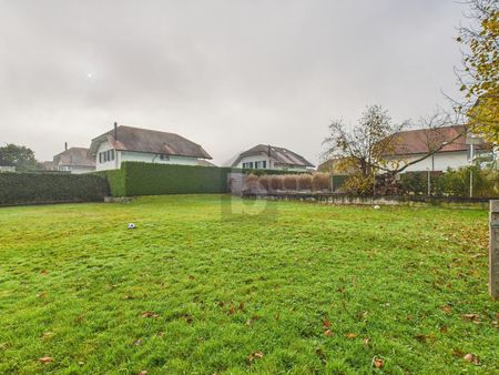 NEW, HISTORIC, LARGE GARDEN FOR SHARED USE - Photo 2