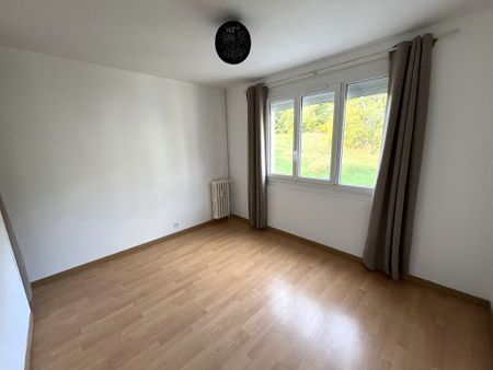 Location Appartement 3 pièces 64m² EVREUX 27000 - Photo 3