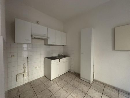 Location Appartement 3 pièces 53m² BORDEAUX 33000 - Photo 4