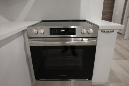 For Lease - 3 Mayhew Lane, Markham, Ontario - Photo 5