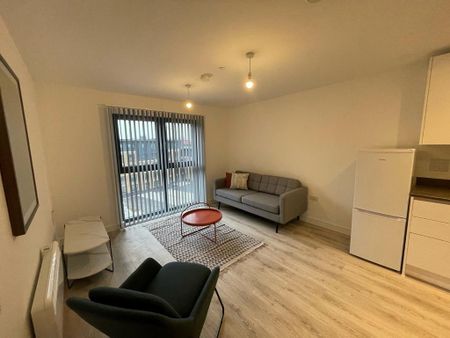 1 bedroom flat to rent - Photo 2