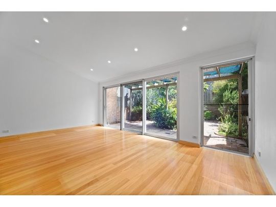 Tightly Held Family Home - Photo 1