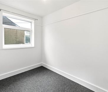 3 bedroom house to rent - Photo 3