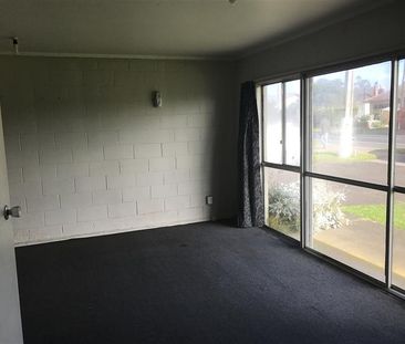 Unit 1, 104 Gray Avenue, Papatoetoe, Auckland - Photo 2