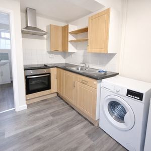 1 Bed Flat, A, BS5 - Photo 2