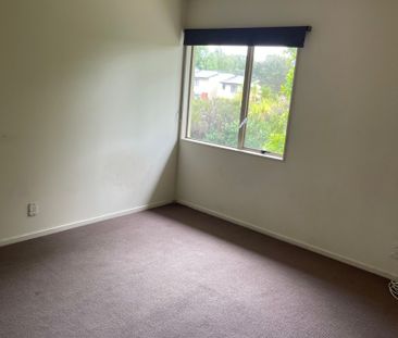 Property Management3 Gina Avenue, Ranui - Townhouse for Rent - Photo 4
