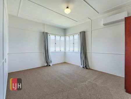RENOVATED 3 BEDROOM COTTAGE IN FANTASTIC KEDRON LOCATION - Photo 5