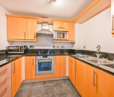 1 bedroom flat to rent - Photo 6