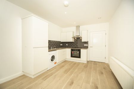 Apt 5, 134 University Avenue, Belfast, BT7 1GZ - Photo 3