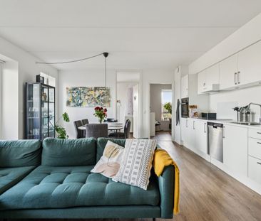 Moderne 3-værelses lejlighed med fantastisk udsigt - Photo 2