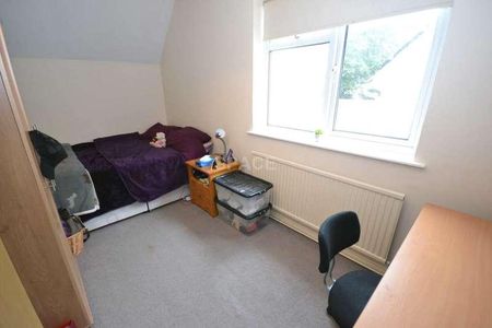 Linden Road, Shinfield, Reading, Berkshire, RG2 - Photo 4