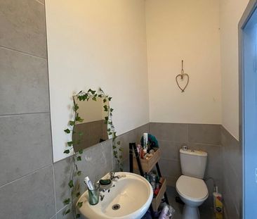 1 Bed Flat, Balmoral Road, L6 - Photo 5