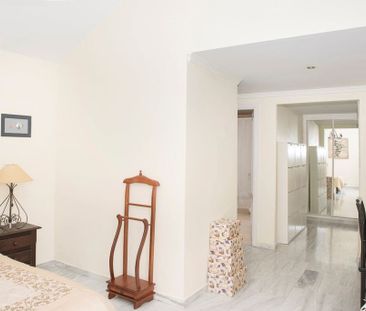 3 room luxury penthouse for rent in Marbella, Andalusia - Photo 5