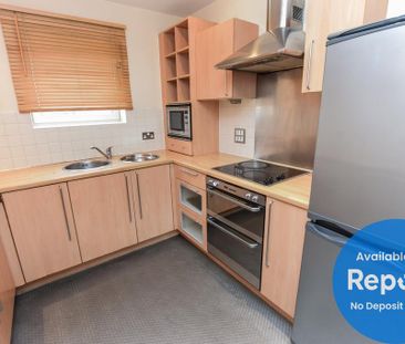 2 bedroom flat to rent - Photo 2