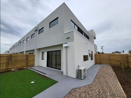 11 Blyton Road, Deanside VIC 3336 - House For Rent | Domain - Photo 2