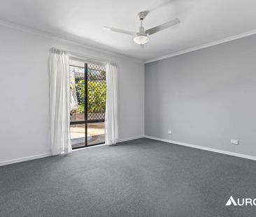 SPACIOUS HOME IN HANDY LOCATION!!! - Photo 3