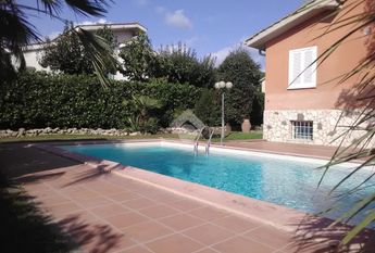 Villa singola in affitto