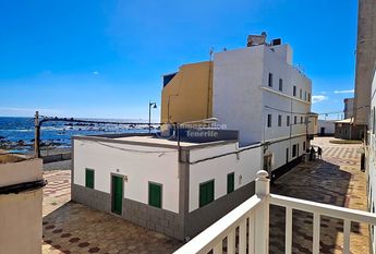 FOR RENT: Stunning 1-Bedroom Apartment in Las Galletas