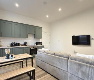 1 bedroom ground floor flat to rent - Photo 1