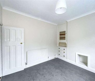 Netherfield Road, Guiseley, Leeds, West Yorkshire, LS20 - Photo 3