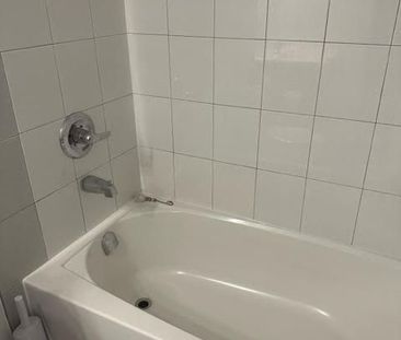 For Lease - 5299 Highway 7 N/A Unit# C104, Vaughan, Ontario - Photo 6