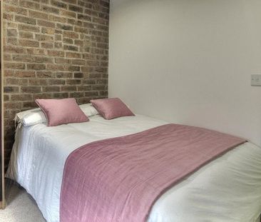 15 Lister Street, Huddersfield, HD5 - Photo 1