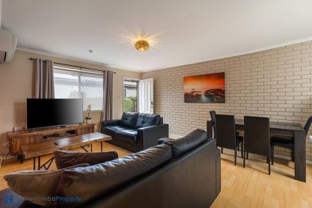 East Toowoomba Convenience Living - Photo 3