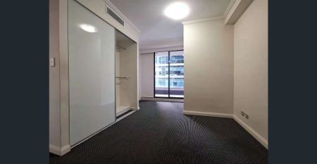 Luxury 2 bedroom Apt in the Centre of the City - Photo 2