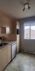 Grand 4 1/2 style condo à louer à Boisbriand - Photo 3