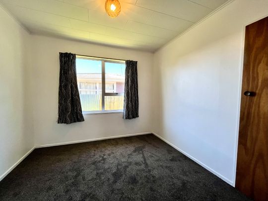 Portsmouth Road, Flaxmere - Photo 1